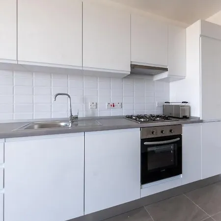 Thalassa Holiday Homes By Holidaykeys Apartament *